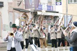 1Salut Gebirgsschützen