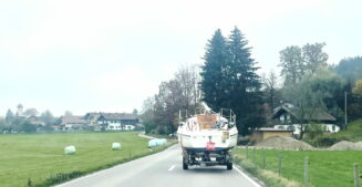 1Segelboot unterwegs