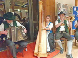 20241116_231558_bearb.