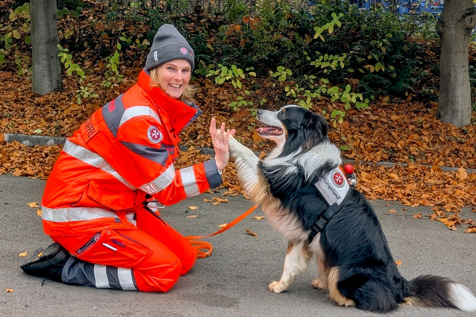 johanniter-neues-rettungshundeteam-samerberger-nachrichten