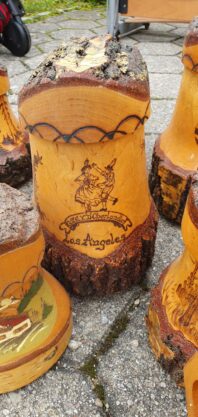 256b4a37-e976-4b1a-9393-4364fb24a03a