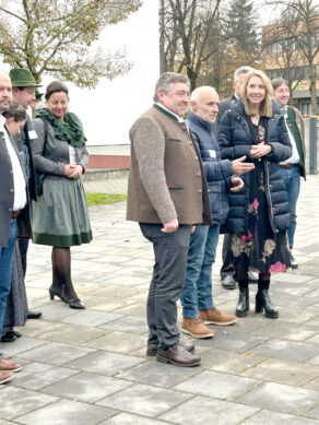 6d3961e9-44c7-41cd-b96f-fa9880d18660