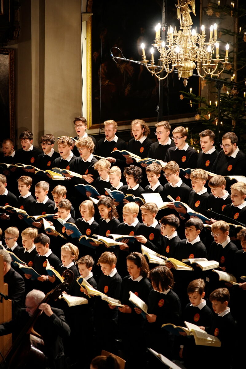 Augsburger Domsingknaben_(c)_Noemi Nägele_NON4890_bearb