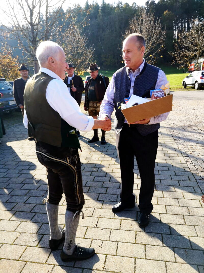 bb424556-80a4-4c2a-850c-582e1bc96ed2