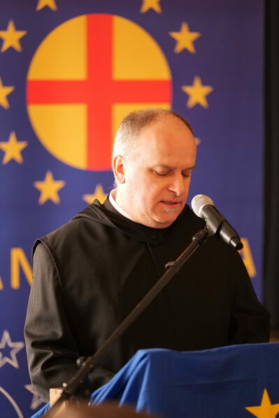 P1003194 P Valentin sz