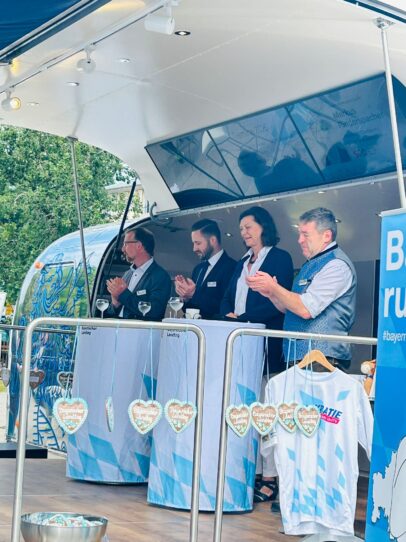 14db411a-3e87-46f1-83d4-df8ef1115936