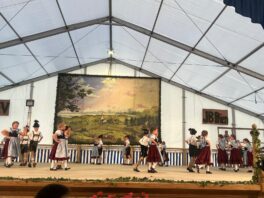 158406dd-a261-4495-8ebc-402b953b38ef