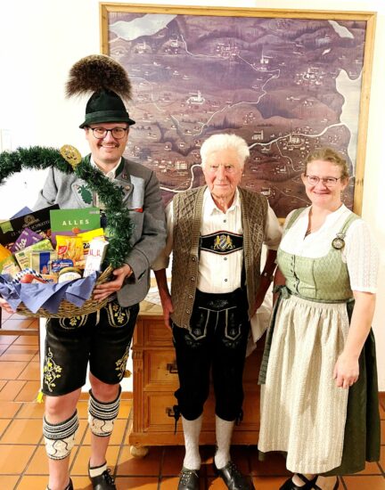 1Freund-Obermaier-Aicher - hoch_klein