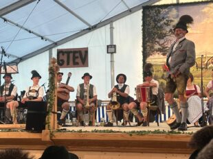 6500da08-39ed-4238-8aba-6fbecf53d009