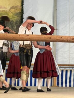 e7ed0b6e-74e3-4477-941b-5d18b48d544d