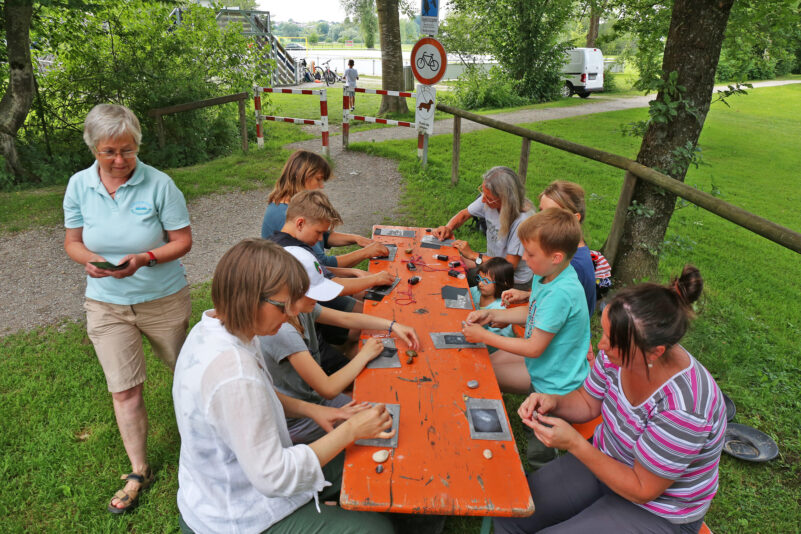 dnads-Tour_04-Waschen-Sieben-3-Sebastian_Griessl-CNF-public-2400pix-1