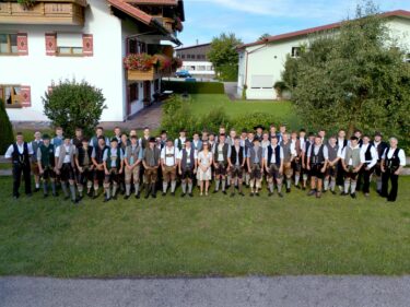 1.Zimmerer-Freisprechung-Gruppenfoto_klein