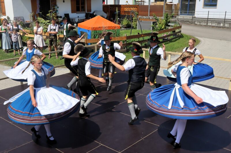 Goldenes Gauehrenzeichen für Balthasar Engelsberger 2