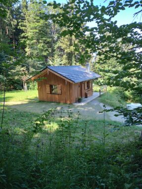 a8819979-c86b-4386-b773-60d93be352e2