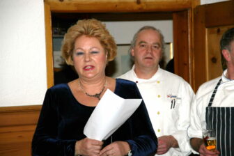 kl-1FrauKarnerundHansBauer