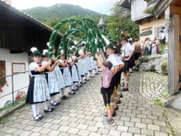 1Begrüßung Trachtenjugend