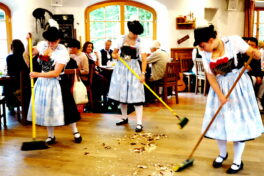 1Nach dem Holzhacker