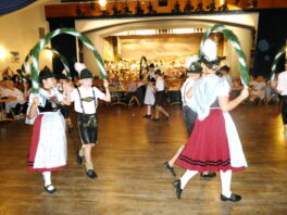 Jugendgruppe Laubentanz