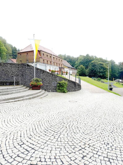 cadab212-9dbd-4594-a451-47cec4b8a011