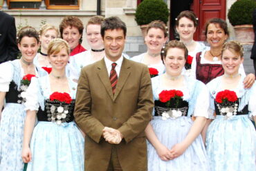 1Dirndl-MP