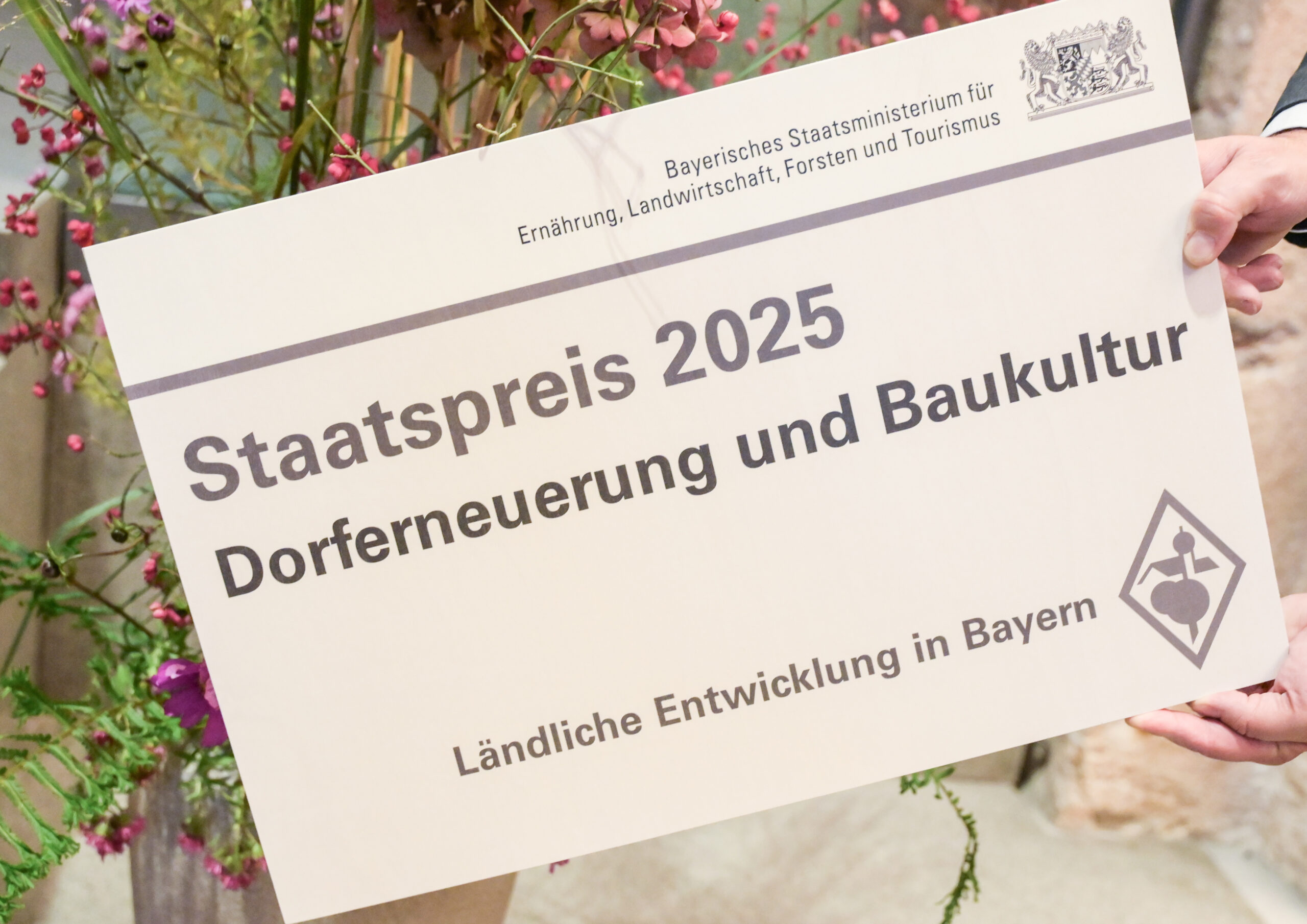 Bayern-Staatspreise-f-r-Dorferneuerung