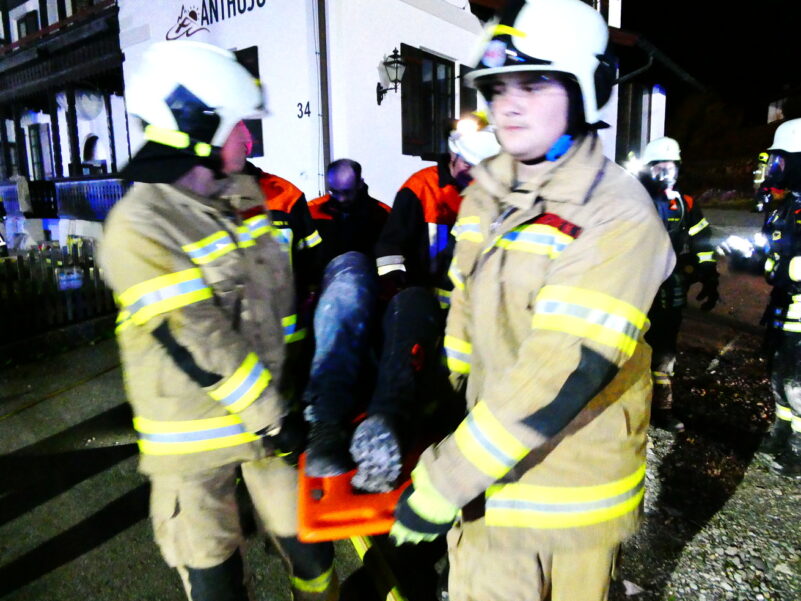 Abtransport eines Verletzten