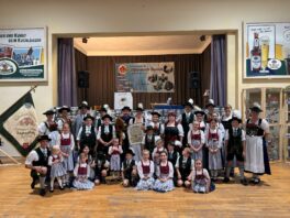 EhrenzeichenGold_MartinaHerold