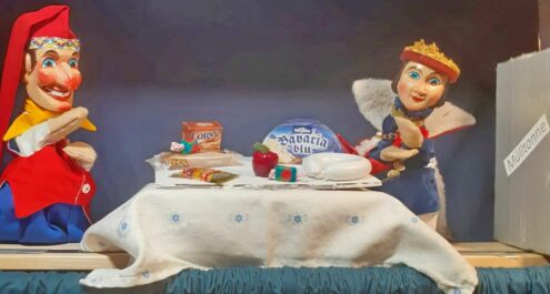 Märchenkönig_Kasperl_Wiggerl_Tischlein_3_klein