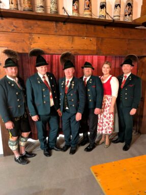 Neue Vorstandschaft Hittenkirchen 2025 (2)