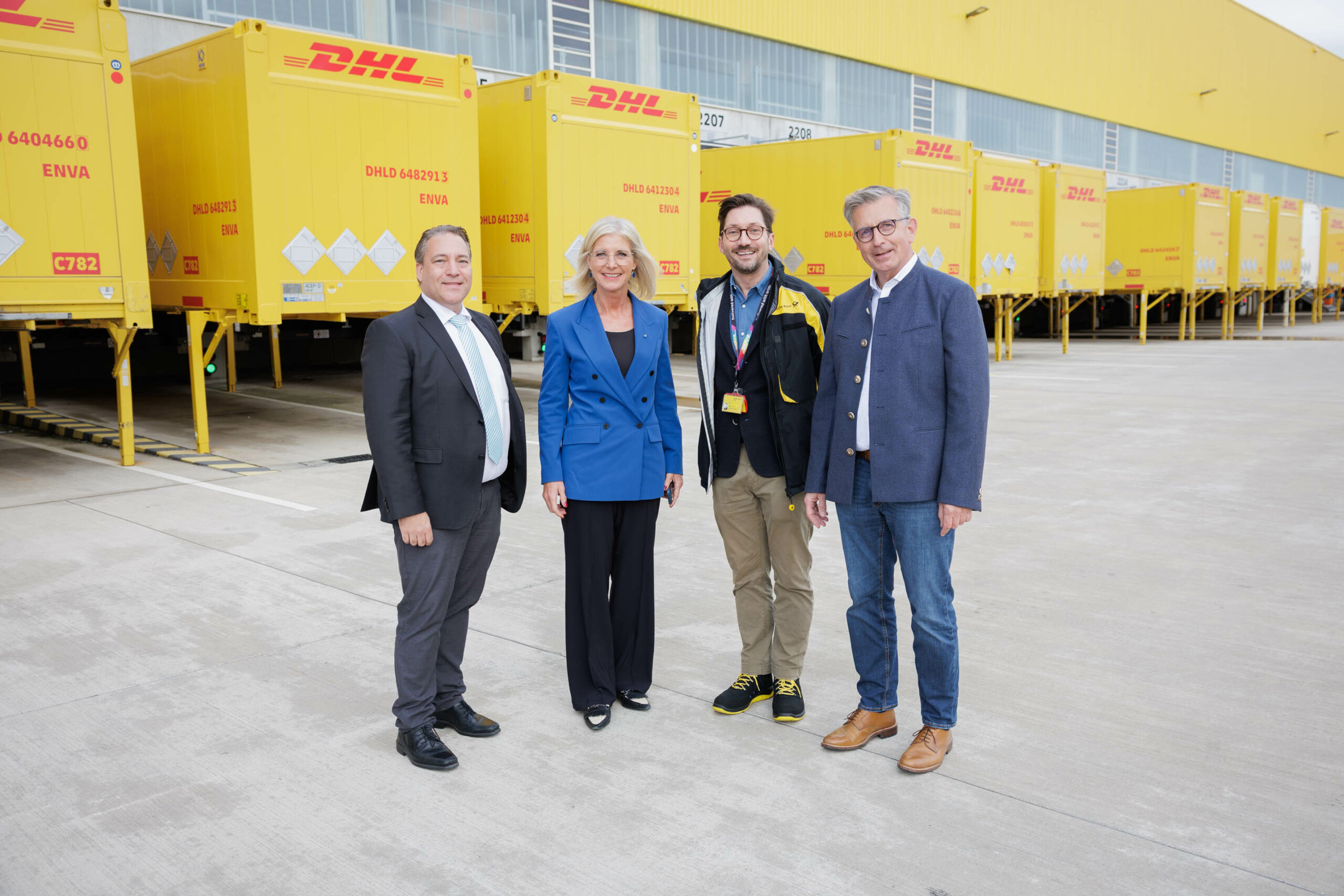 dhl mega paketzentrum berlin süd