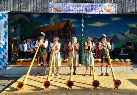 WhatsApp Bild 2025-10-04 um 22.32.00_6602160f_m