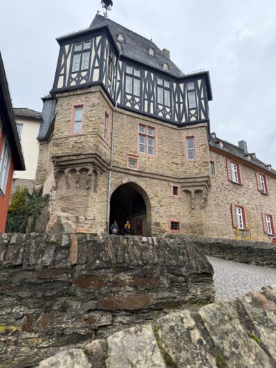 0B614B60-2FB1-46C5-A7EF-C5795F923657