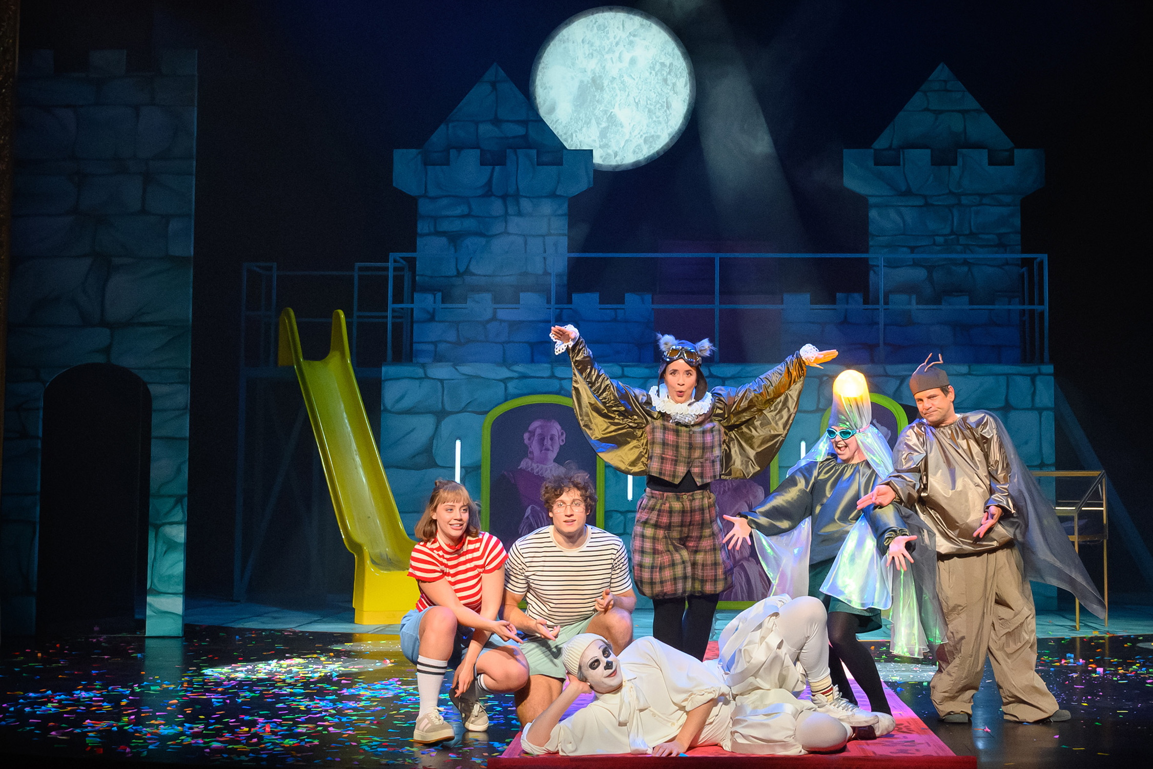 Kinderfreuden-beim-Salzburger-Landestheater