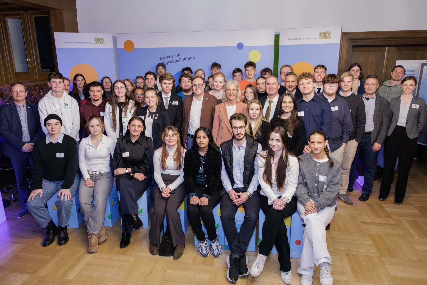 Junge-Menschen-gestalten-Bayerns-Zukunft