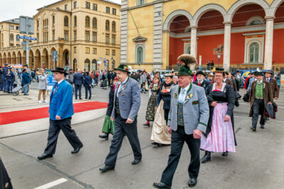 BegruessungKoeniginSchweden-17