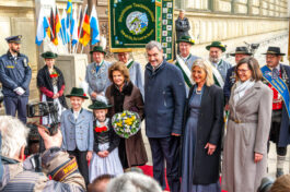 BegruessungKoeniginSchweden-42