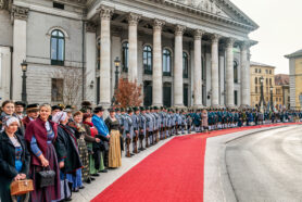 BegruessungKoeniginSchweden-51