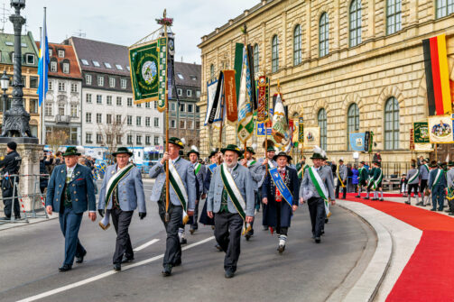 BegruessungKoeniginSchweden-61