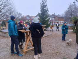 ChristkindlmÜOrtsmittLeute12.25