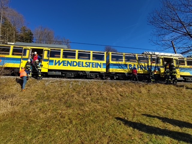 Berge-bung-bei-der-Wendelsteinbahn-Start-Winterbetrieb
