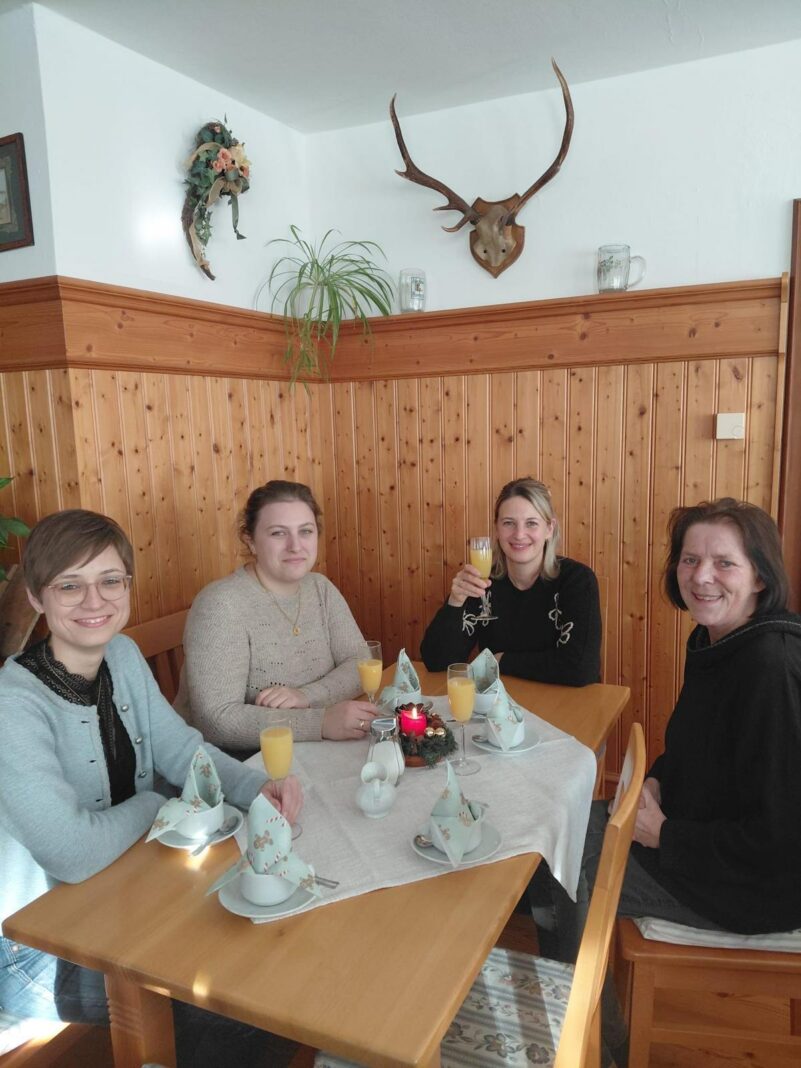 weihnachtsfeier roeckefrauen (7)