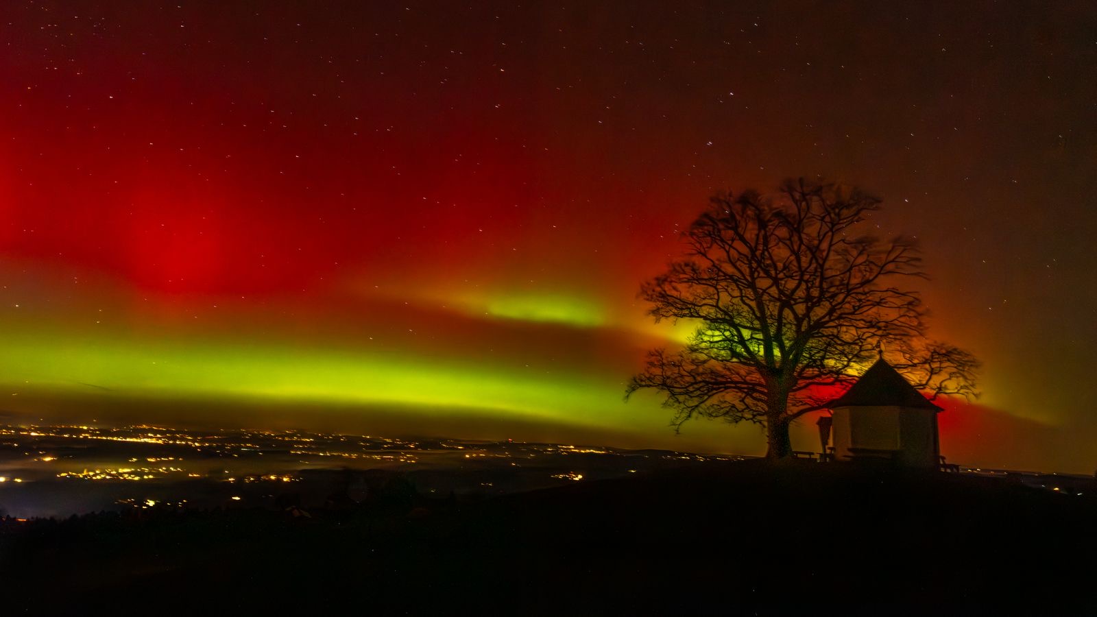 Polarlichter-ber-dem-Samerberg