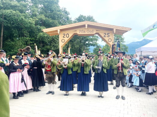 1Pfüa God 2025 Feldwies