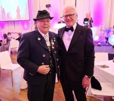 b2fb11bd-bcec-4f77-bd2b-36599aed48fd