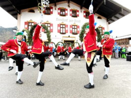 Schäffler im Bergsteigerdorf Sachrang_Foto H. Reiter (6)