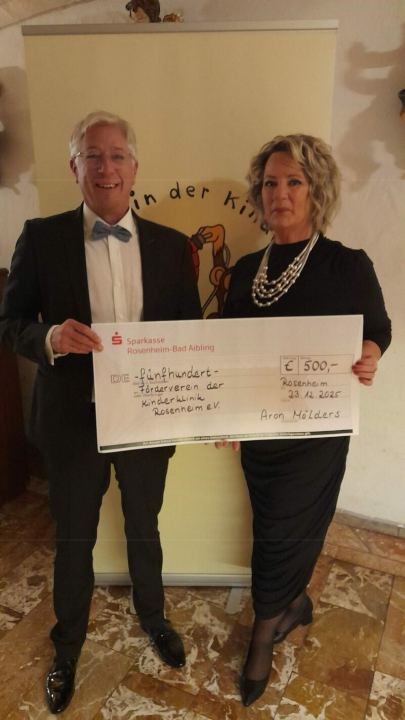 Scheckuebergabe_klein