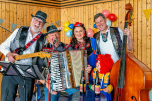 Samerberger Seniorenfasching: Ein Nachmittag, der die Samerhalle zum Strahlen brachte
