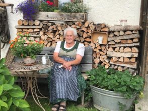 9ff12b5d-381b-48c6-9fbf-bf8c2ef3b732