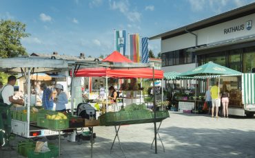A57-2445-0817 Wochenmarkt Bernau