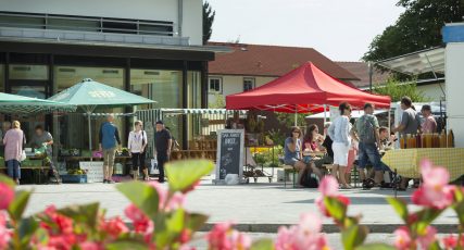 A57-2454-0817 Wochenmarkt Bernau